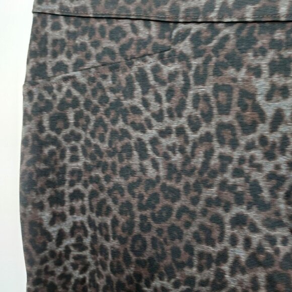 Chico's Animal Print Pull On Leggings - Picture 2 of 12